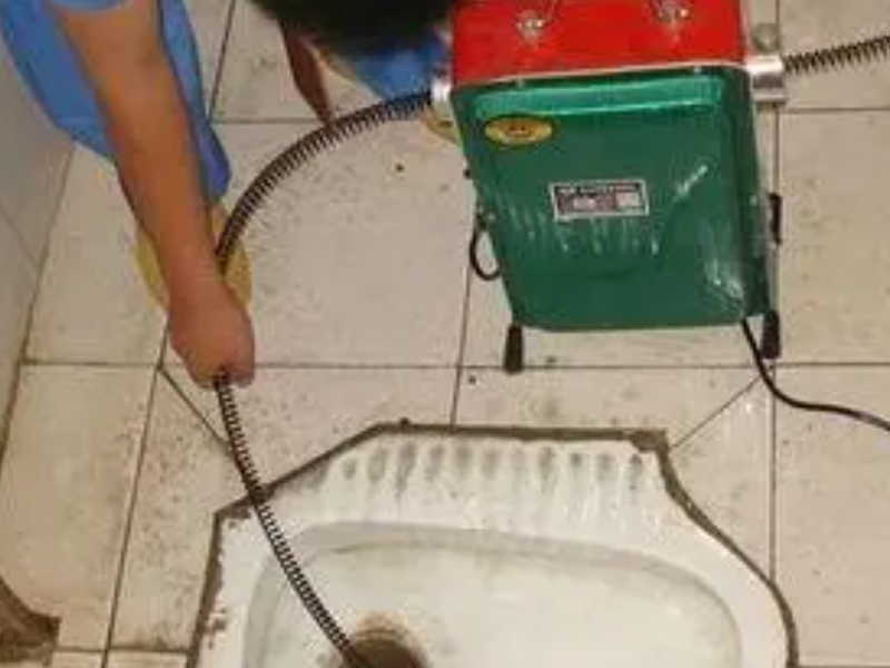 成都鸿景清洁服务有限公司