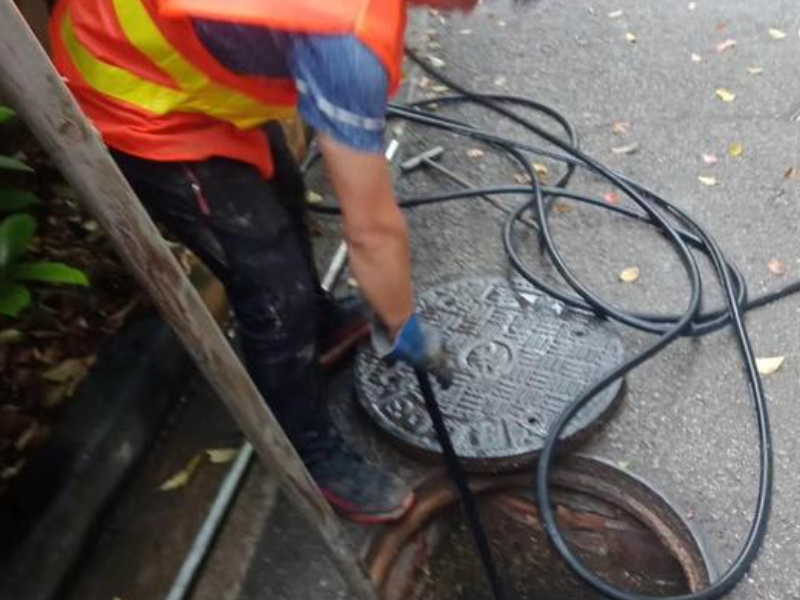 成都快捷专业疏通,马桶、疑难下水道、上下水安装