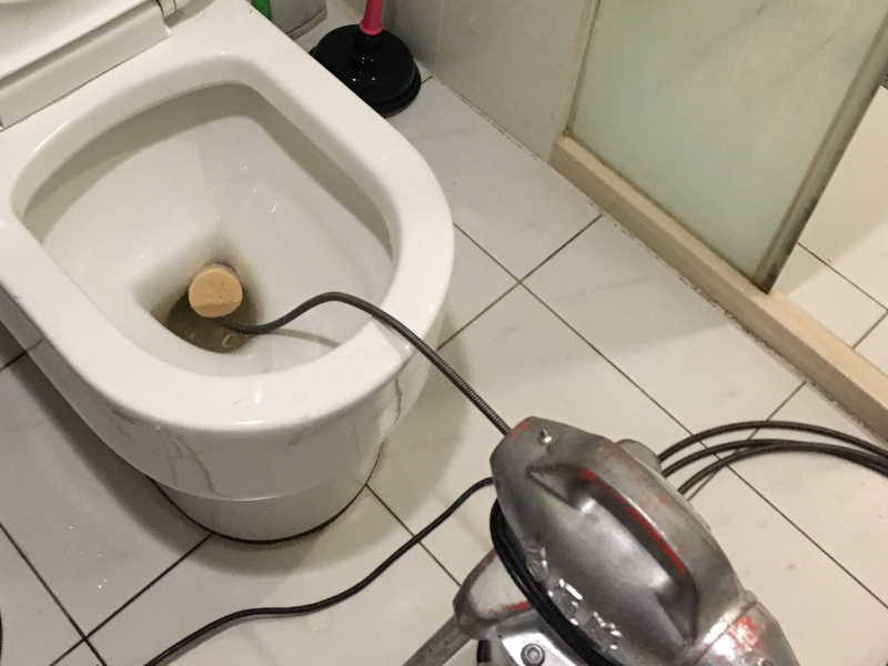 成都清江路通马桶疏通下水道通厕所V价格公道