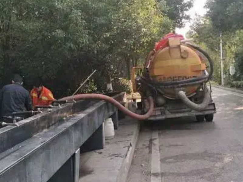 成都专业承包抽掏化粪池.疏通各种管道 该换管道