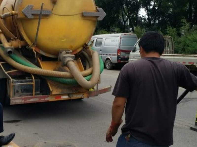 成都市区下水道疏通,成都化粪池清理公司