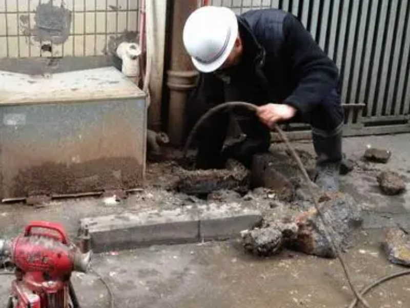 成都市新发抢修地下爆管 维修暗管 更换下水管水箱阀