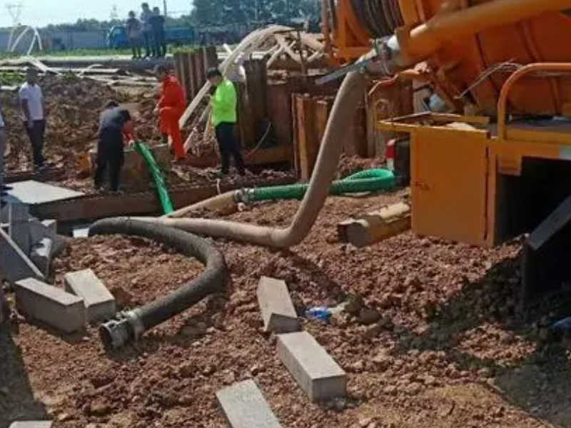 成都最低价清掏隔油池 清理化粪池 抽粪 抽污水