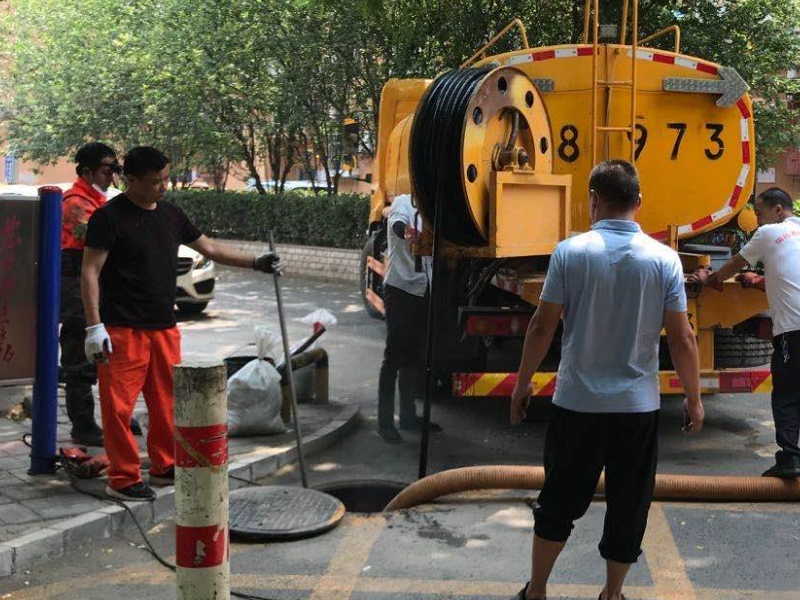成都专业市政管道疏通清洗 成都清淤 抽化粪池 吸污