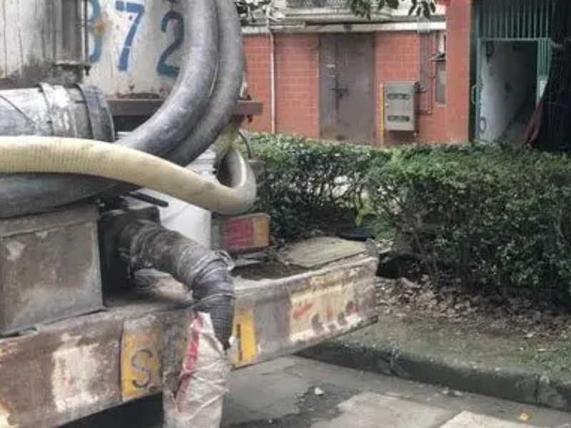 全成都抽隔油池 抽泥浆淤泥 抽化粪池 专业承接好