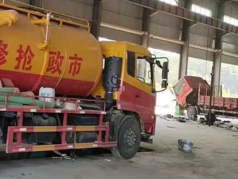 抽粪 成都清掏化粪池 成都吸污车抽粪 成都马桶疏通