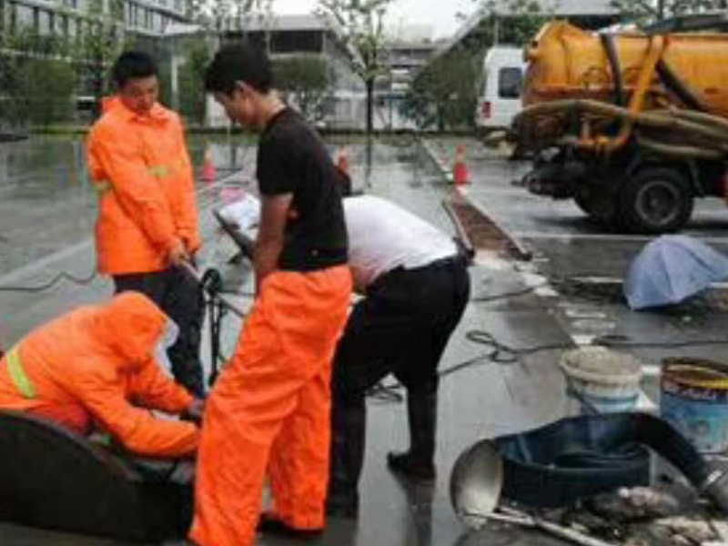 成都隔油池清掏、专业下水管道疏通、抽粪、捞失物