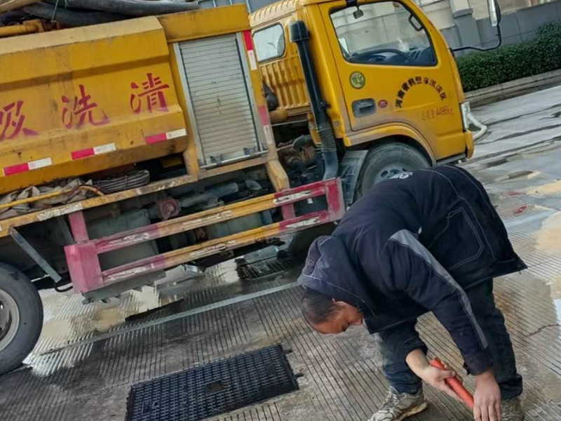 成都市政管道清淤、工业管道安装改造、疏管清掏化粪池